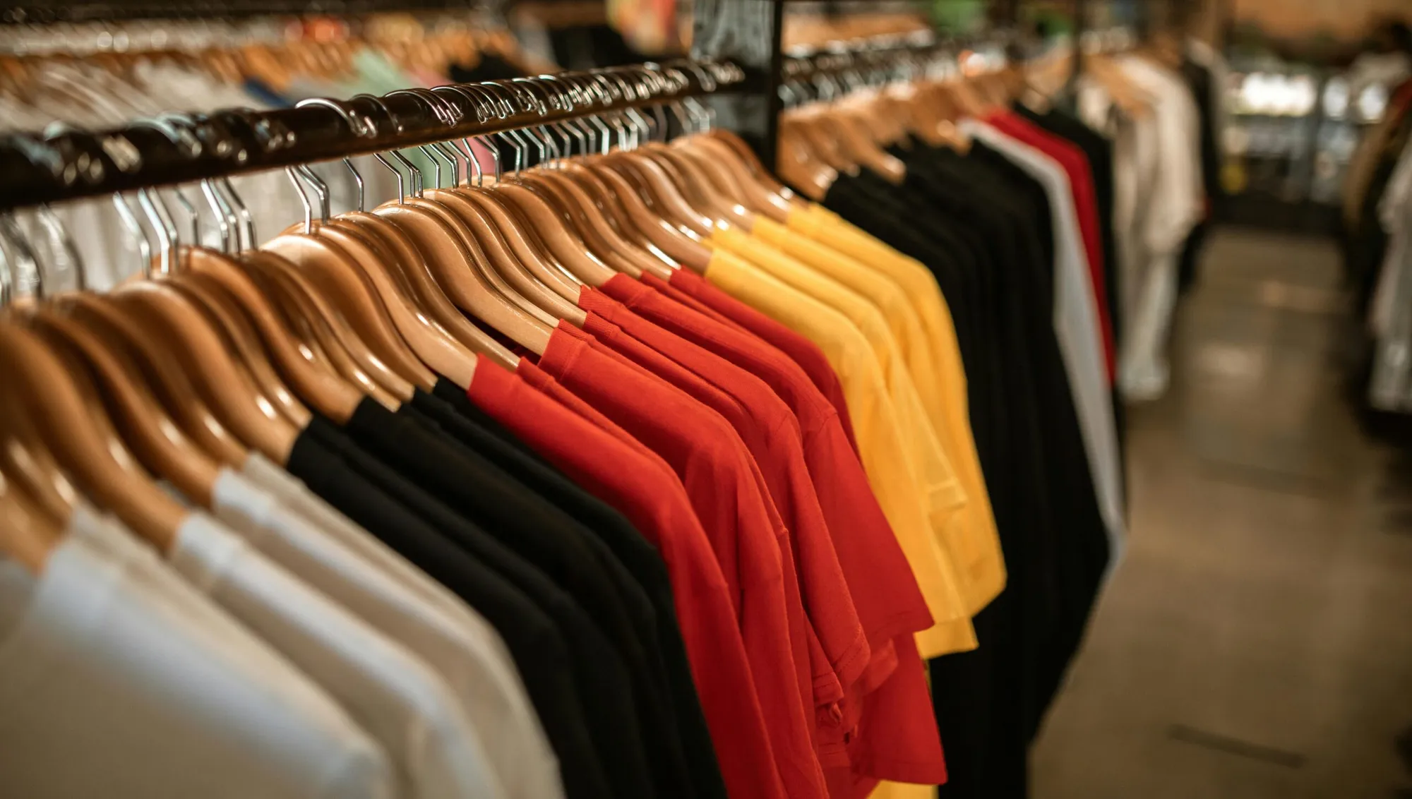 оптовый поставщик итальянских брендов в Кыргызстан