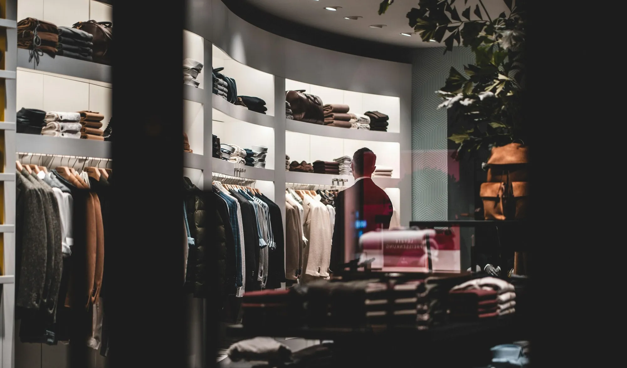 Обеспечение качества выкупа и оптовых поставок вещей из Италии в Узбекистан